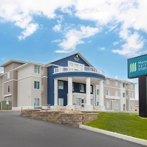 Mainstay Suites Madison Airport